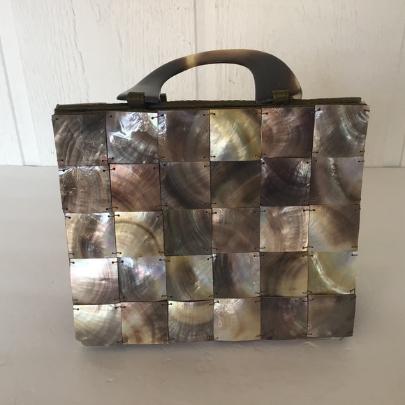VINTAGE MOTHER OF PEARL HANDBAG - Picture 2 of 13